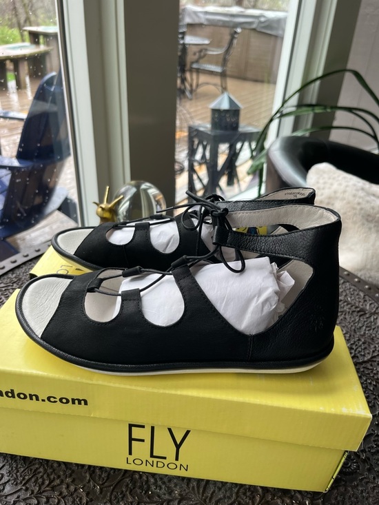 Fly London Shoes - FLY LONDON MURA BLACK LACE UP SANDALS 38 7.5-8